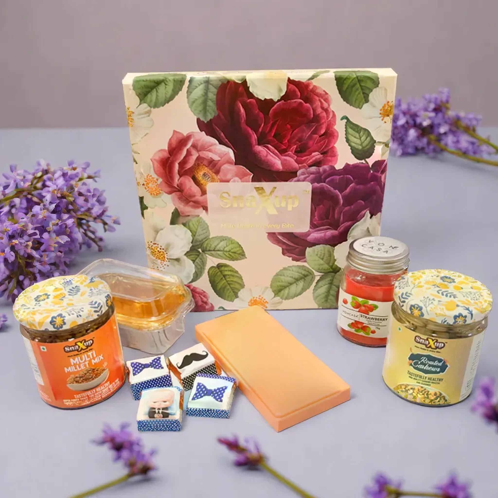 SnaXup Flowery Fullness Hamper