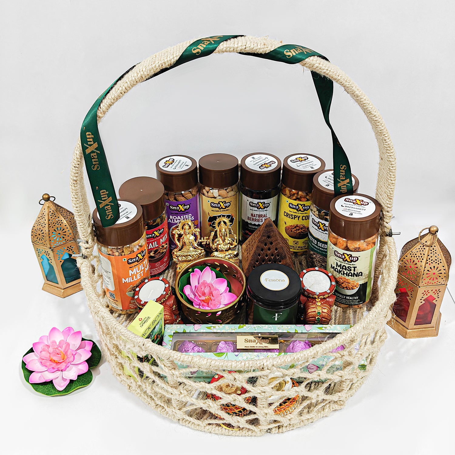 Pure Extravaganza Hamper Box