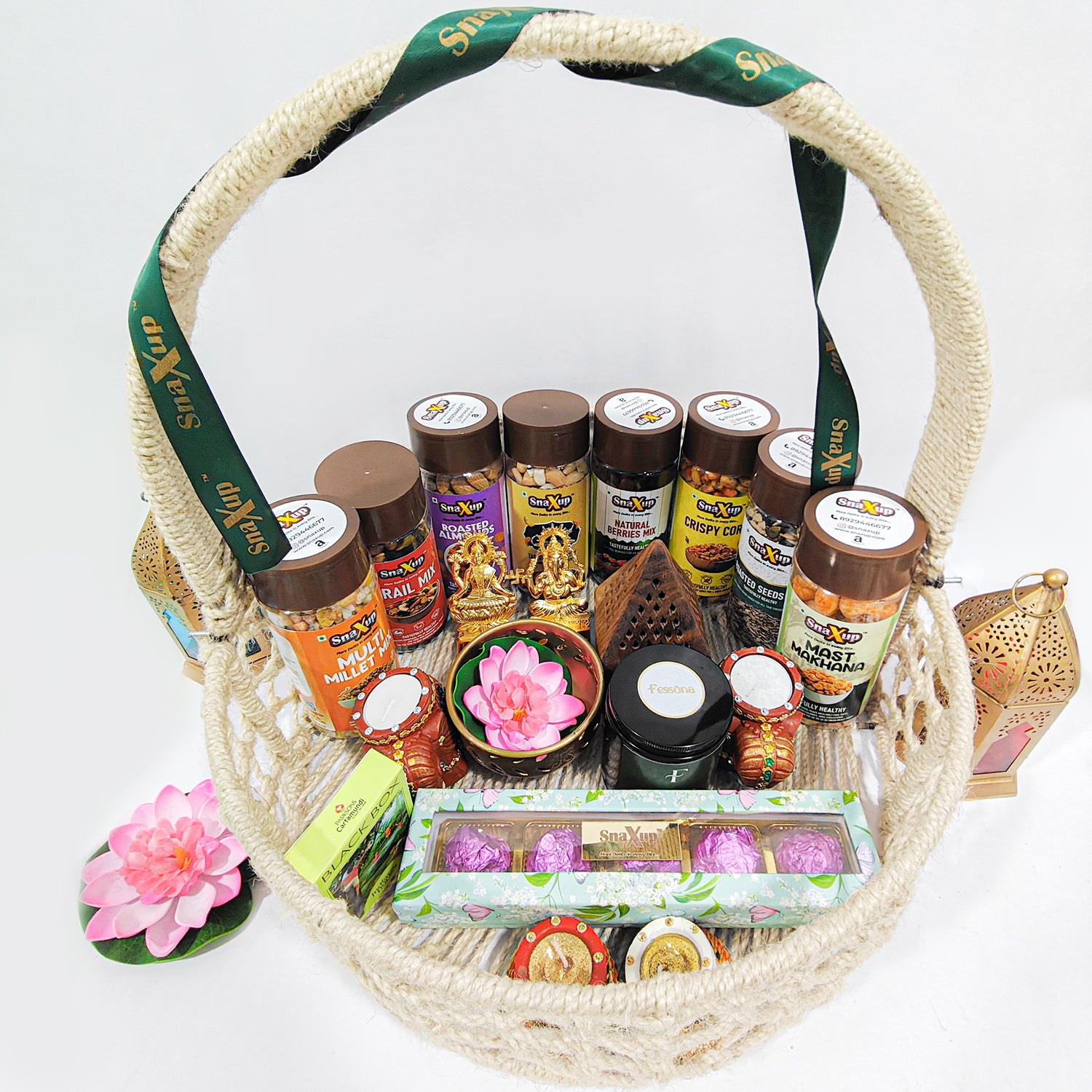 Pure Extravaganza Hamper Box