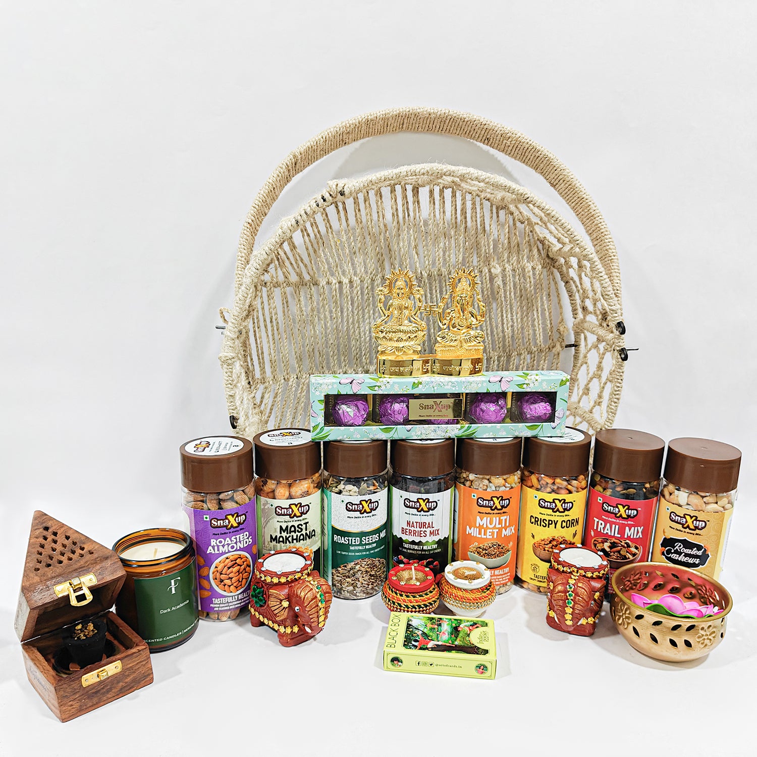 Pure Extravaganza Hamper Box